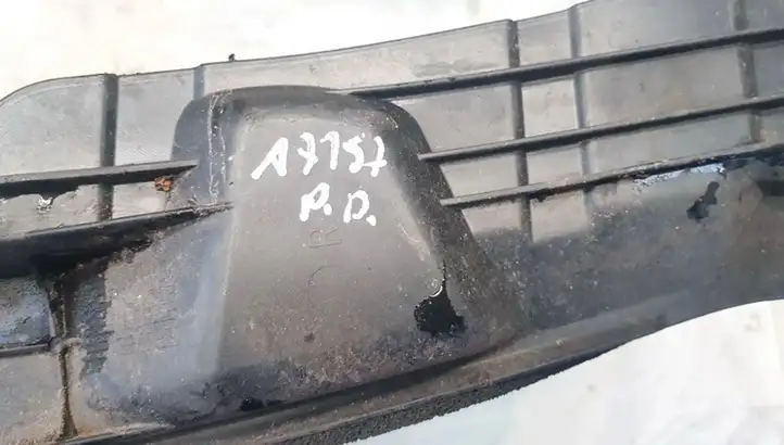 Toyota Avensis T250 (2003 - 2006) 5386605020 Прочие внешние детали — фото 2