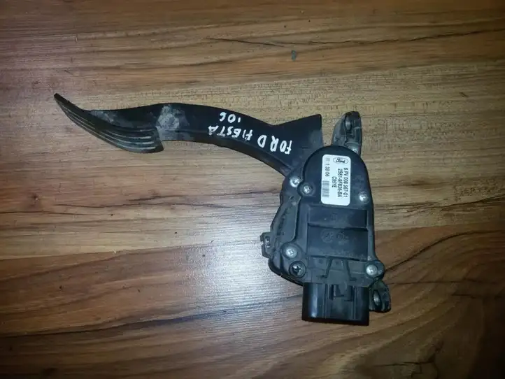 Ford Fiesta (2000 - 2005) 6pv00856701 Педаль акселератора — фото 1