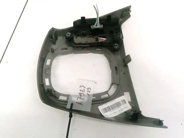 Renault Scenic II - Grand scenic II (2003 - 2006) 8200095493 Включатель аварийных фонарей — фото 2