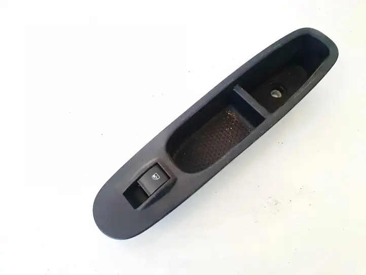 Fiat Grande Punto (2005 - 2014) 735500049 Блок кнопок стеклоподъемников — фото 1