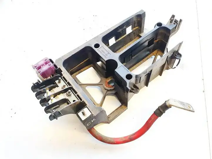 Opel Astra H (2004 - 2009) 1534964 Плюсовой провод аккумулятора — фото 1