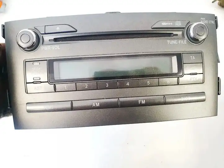 Toyota Auris 150 (2006 - 2012) 8612002520 Магнитола / мультимедийная система — фото 1