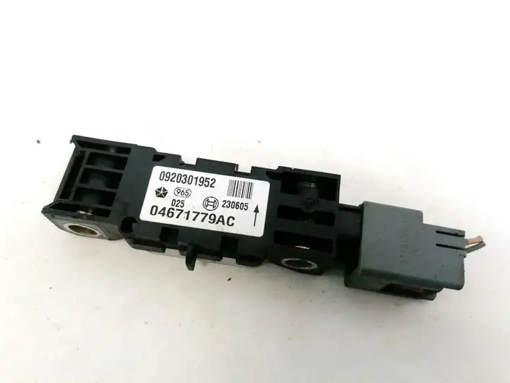 Jeep Grand Cherokee (WK) (2004 - 2010) 04671779AC Датчик удара SRS — фото 3