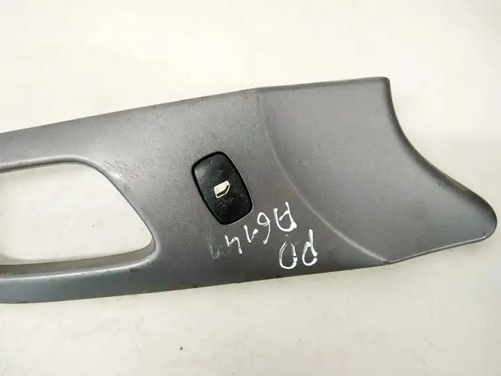 Peugeot 407 (2004 - 2011) 9643531277 Кнопка стеклоподъемников — фото 2