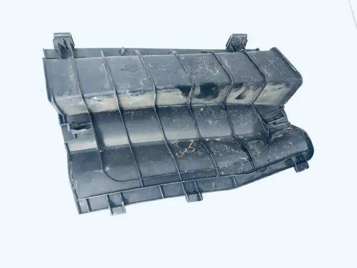 Toyota Auris 150 (2006 - 2012) 5578302050 Прочие внешние детали — фото 2