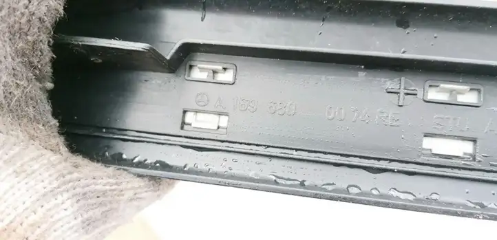 Mercedes-Benz A W169 (2004 - 2012) A1696800074RE Внутренняя отделка переднего порога — фото 3