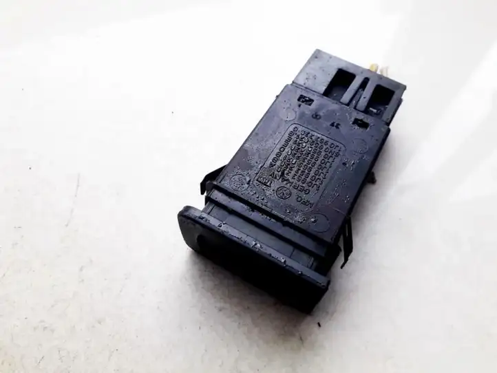 Volkswagen Golf IV (1998 - 2005) 1J0953235A Кнопка обогрева стекла — фото 2