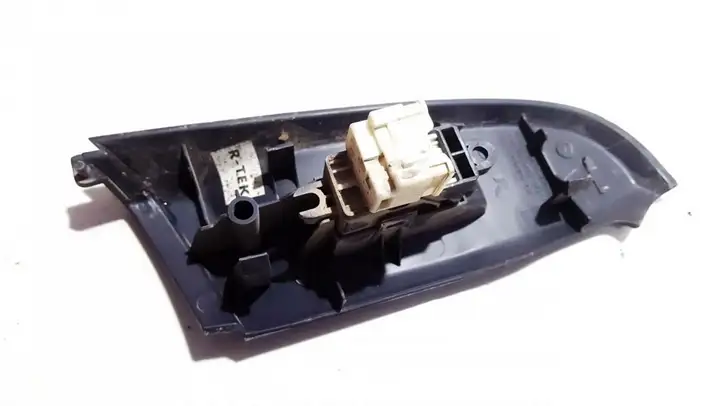 Nissan Almera N16 (2000 - 2010) 82961RM700 Кнопка стеклоподъемников — фото 2