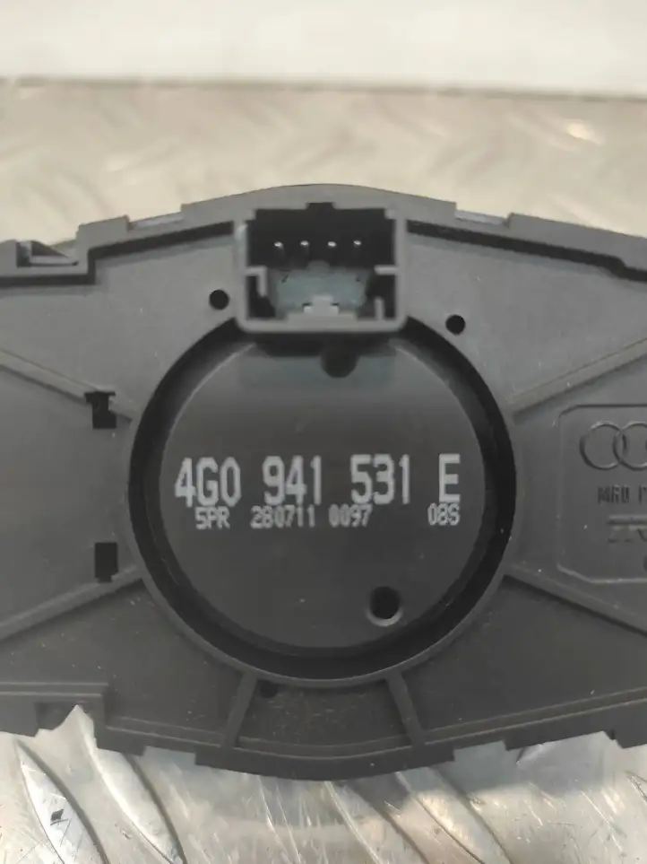 Audi A7 S7 4G (2010 - 2014) 4G0941531E Включатель фонарей — фото 3