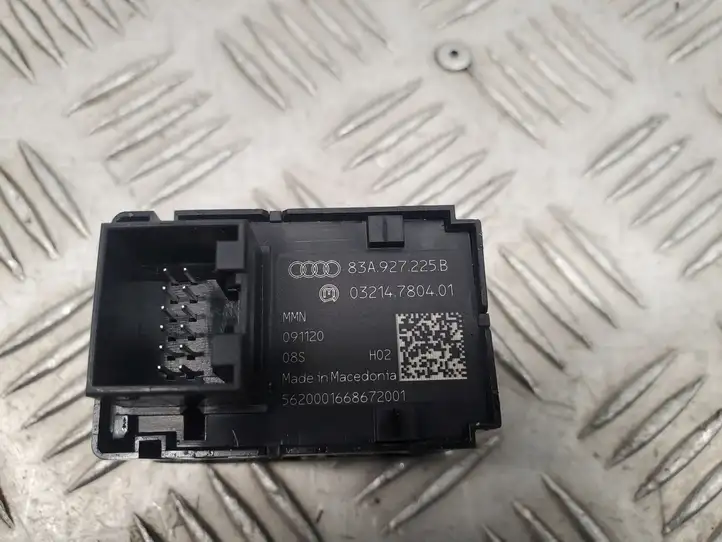 Audi Q3 F3 (2018 - ) 83A927225B Кнопка ручного тормоза — фото 4