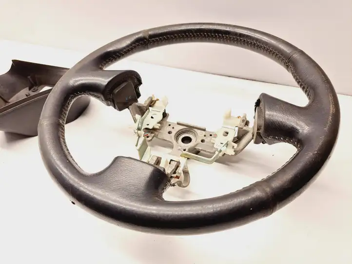 Toyota Corolla Verso E121 (2001 - 2004) Руль — фото 2