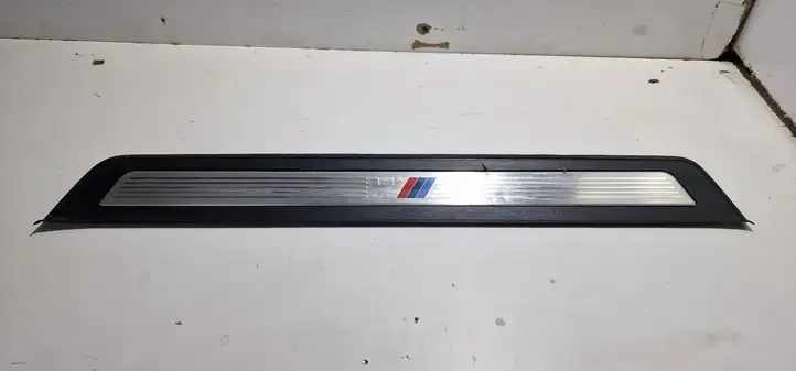 BMW 5 F10 F11 (2009 - 2016) 8050054 Внутренняя отделка переднего порога — фото 1