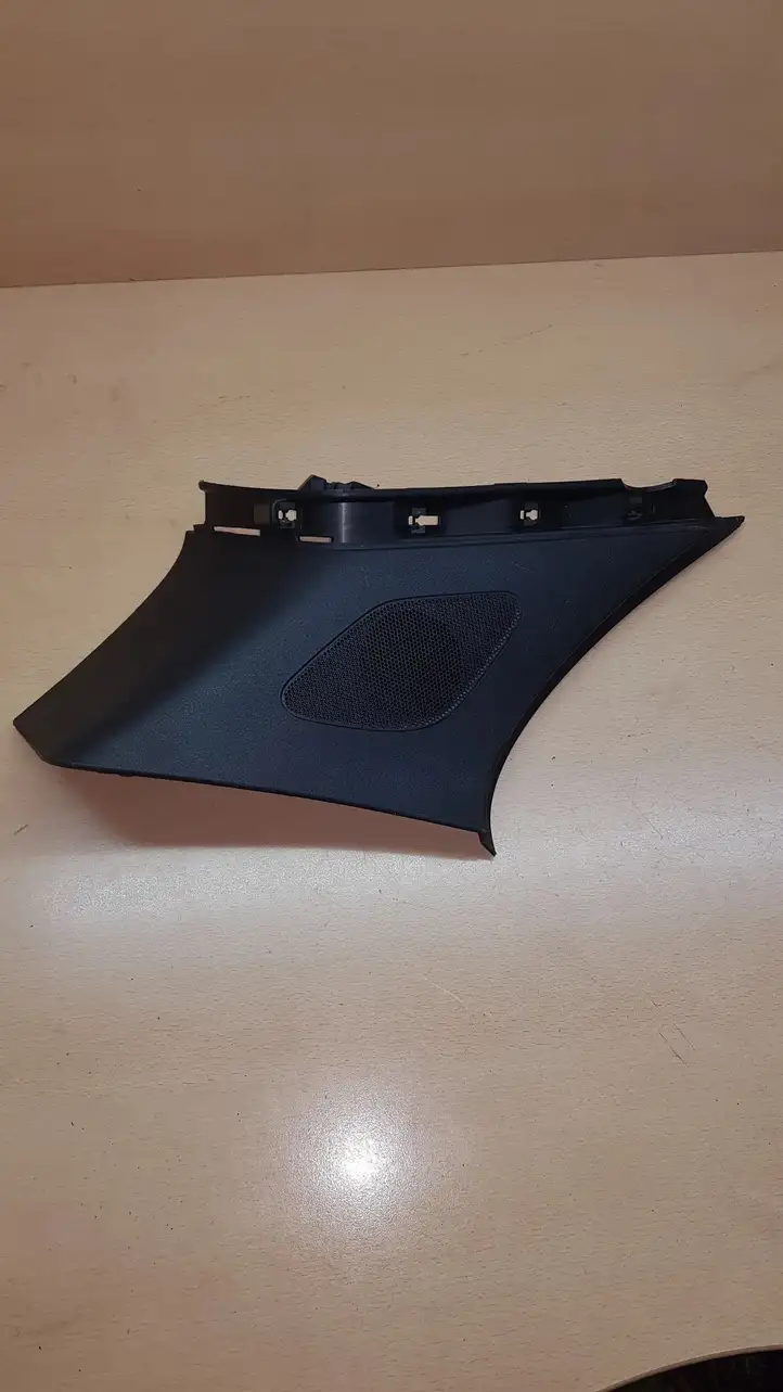 Porsche Macan (2014 - 2018)  95B867245 Отделка стойки (D) (нижняя)