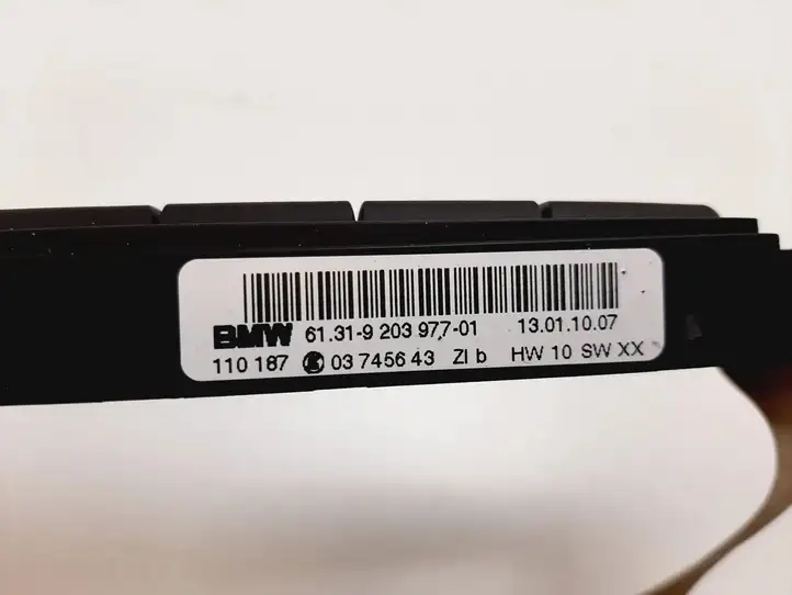 BMW X1 E84 (2009 - 2015) 6131920397701 Блок кнопок на панели — фото 3