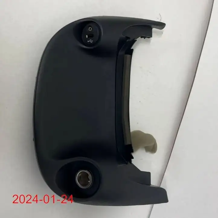 Nissan Juke I F15 (2010 - 2018) 68252-1KE0A Отделка внутренней панели салона — фото 3