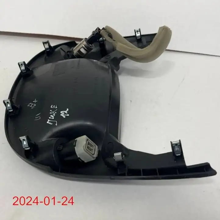 Nissan Juke I F15 (2010 - 2018) 68252-1KE0A Отделка внутренней панели салона — фото 5