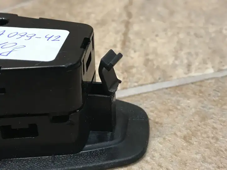 BMW 1 F20 F21 (2011 - 2019) 9208110 Блок кнопок стеклоподъемников — фото 11