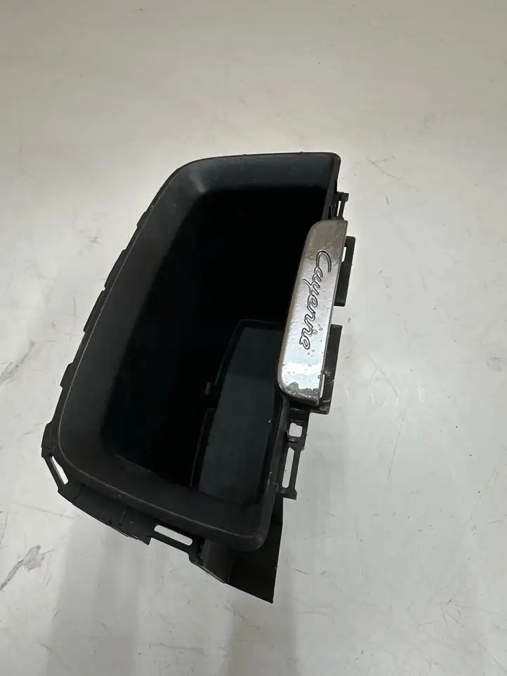 Porsche Cayenne (9Y0 9Y3) (2018 - ) 9Y0864051A Ящик центральной консоли — фото 1