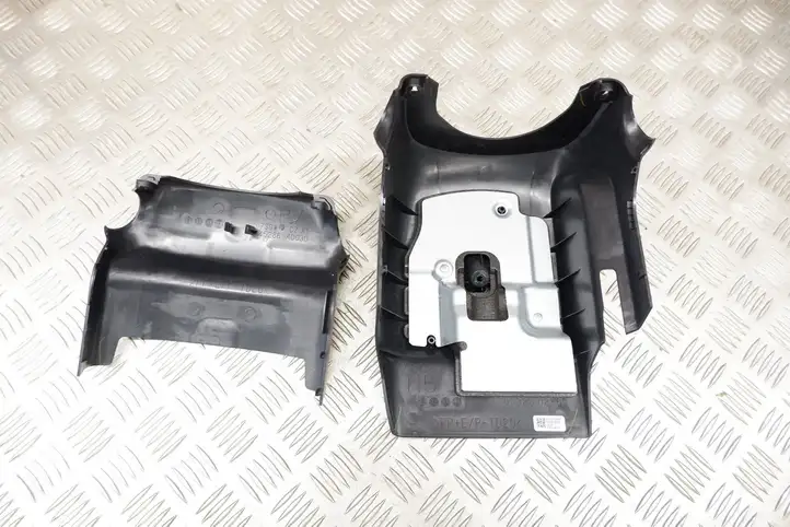 Toyota Yaris Cross (2020 - ) 45286K0901 Обшивка рулевой колонки — фото 9