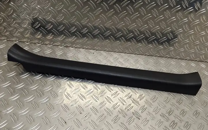 Toyota Yaris (2012 - 2014) 679140D100 Внутренняя отделка переднего порога — фото 1