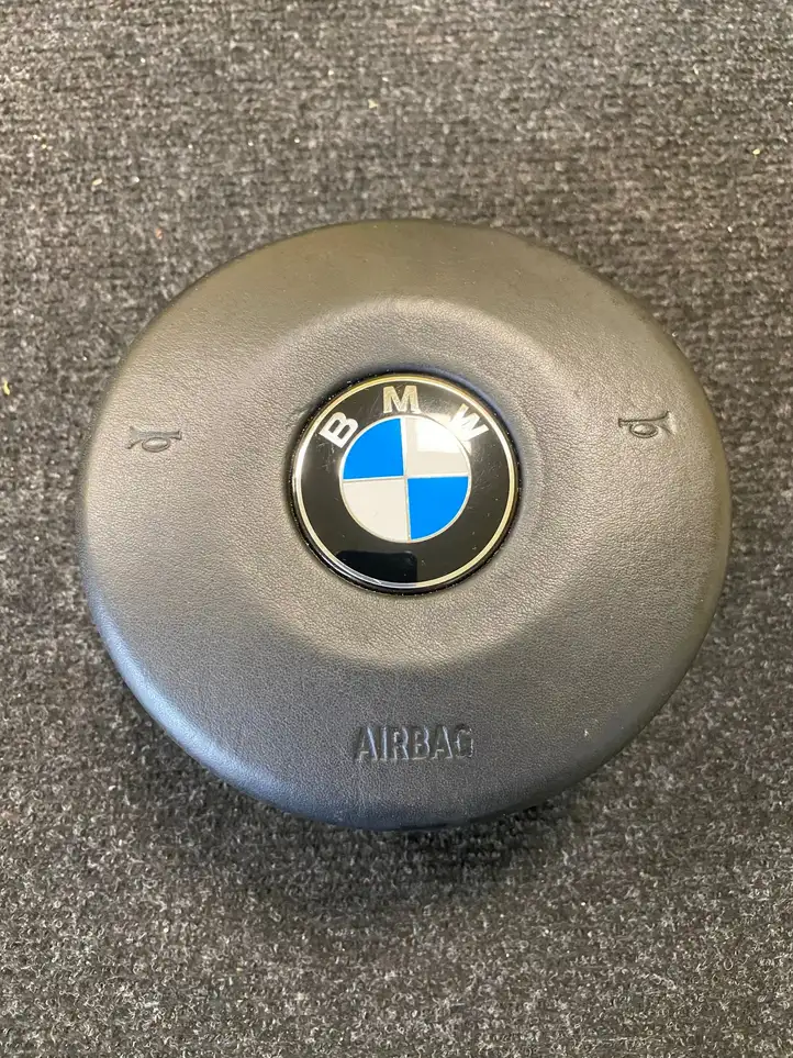 BMW M4 F82 F83 (2014 - 2020) 7845795 Подушка безопасности руля — фото 1