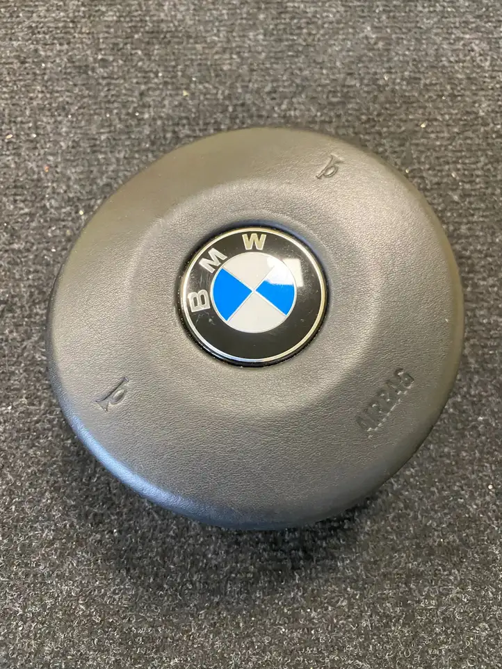 BMW M4 F82 F83 (2014 - 2020) 7845795 Подушка безопасности руля — фото 3