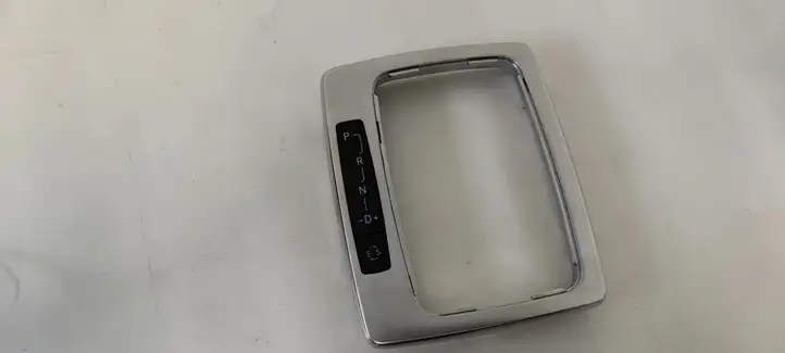 Mercedes-Benz E W212 (2009 - 2016) A2042674488 Рамка рычага КПП — фото 1