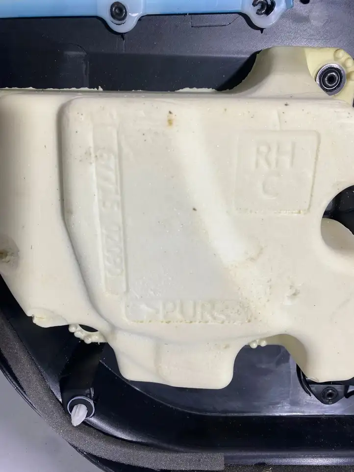 Toyota Auris E180 (2012 - 2018) 6777702300 Обшивка передней двери — фото 6