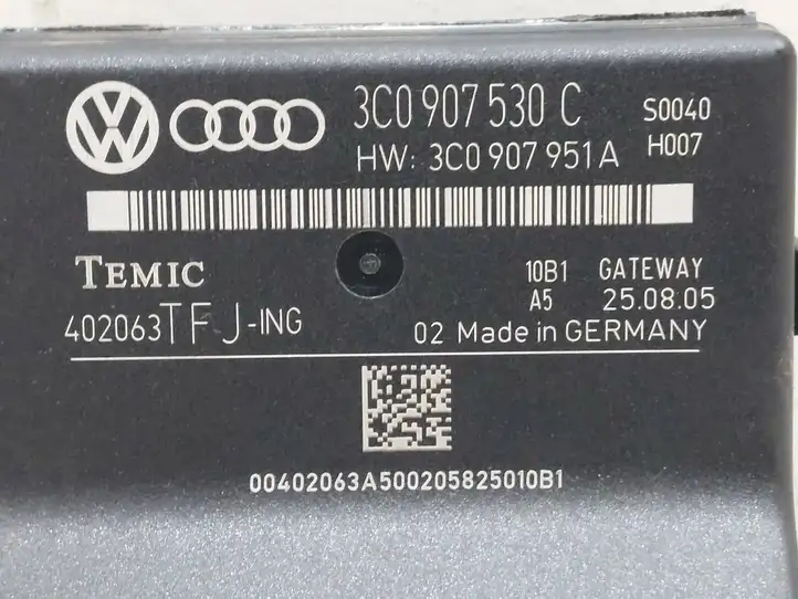 Volkswagen PASSAT B6 (2005 - 2010) 3C0907951A Модуль Gateway — фото 4
