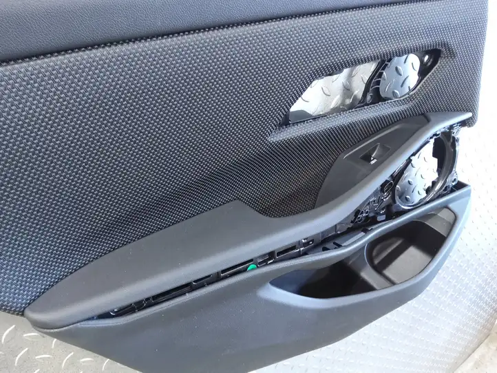 BMW 3 G20 G21 (2019 - ) 97106721 Обшивка задней двери — фото 3