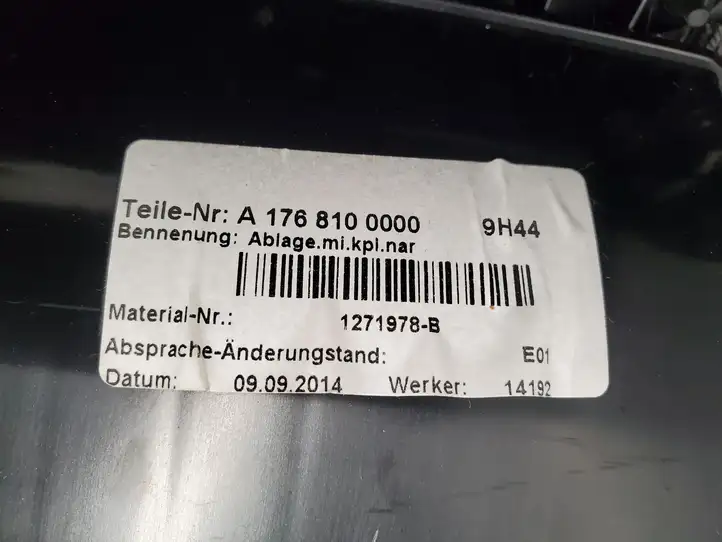 Mercedes-Benz GLA W156 (2013 - 2017) A1766807200 Пепельница — фото 3