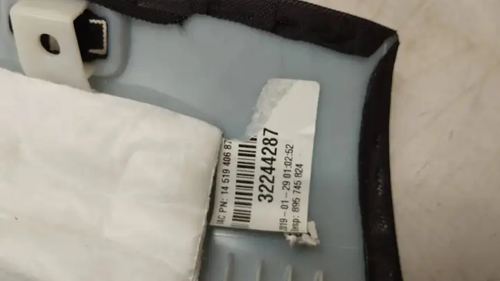 Volvo XC90 (2014 - 2019) 32244287 Обшивка стойки A — фото 3