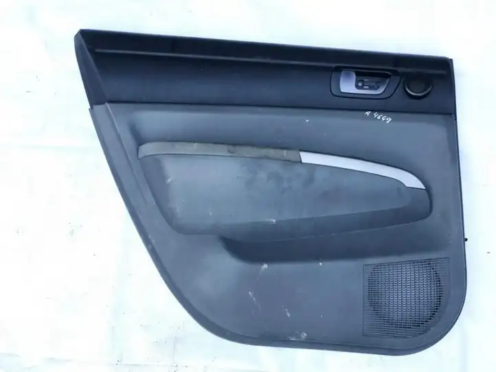 Toyota Prius (XW20) (2003 - 2009) 67722xib04 Обшивка задней двери — фото 1