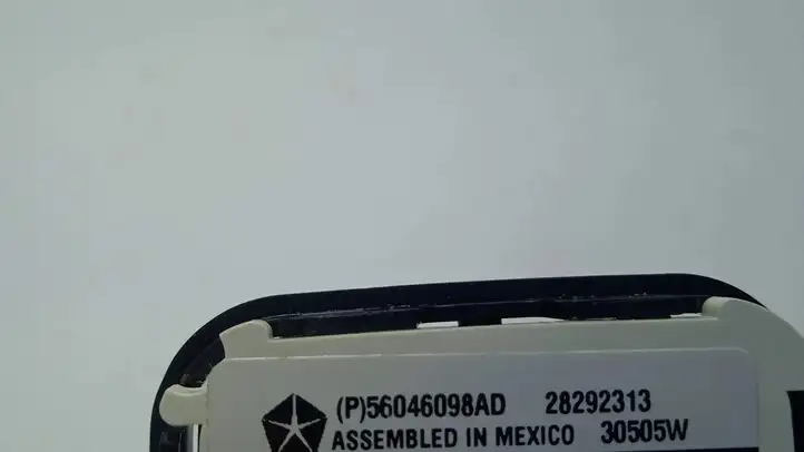 Jeep Grand Cherokee (2010 - 2021) 56046098AD Кнопки на рулевом колесе — фото 3