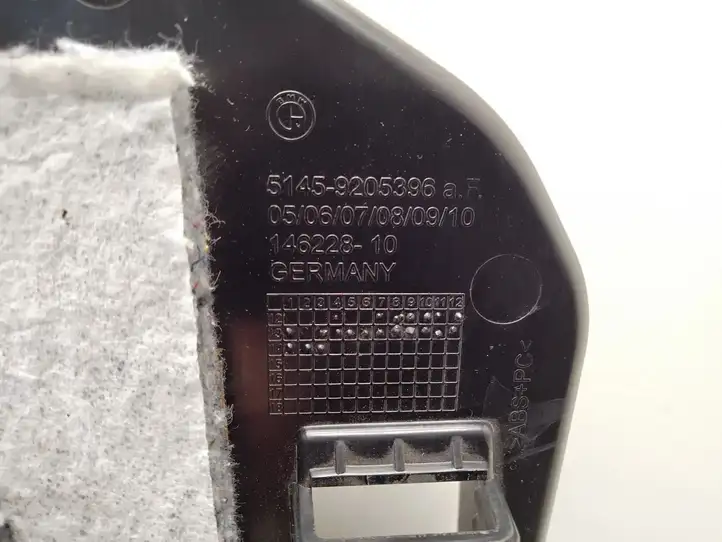 BMW 1 F20 F21 (2011 - 2019) 9205396 Нижняя отделка панели приборов — фото 6
