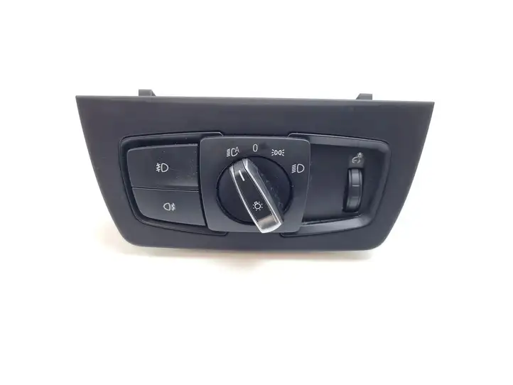 Opel Corsa D (2006 - 2010) 13249396 Включатель фонарей — фото 1