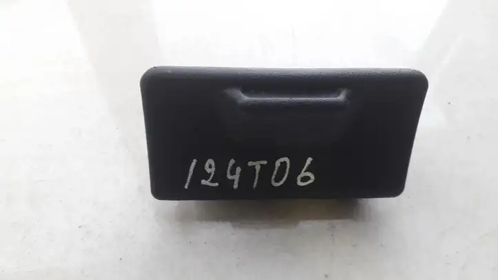 Lexus IS 220D-250-350 (2005 - 2010) 1A4310086 Передняя пепельница — фото 1