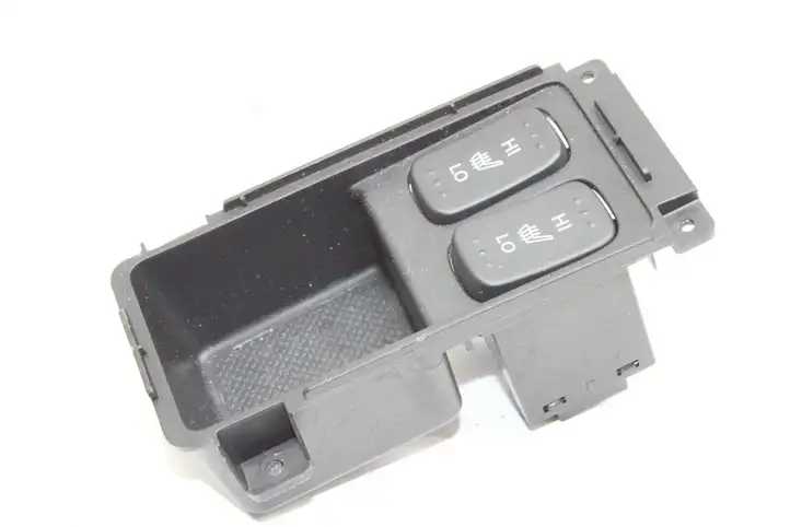 Honda CR-V (2009 - 2012) 83410SWAU010M1 Включатель обогрева — фото 2