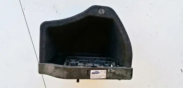 BMW 3 E90 E91 (2005 - 2012) 51068610 Прочая отделка багажника — фото 1