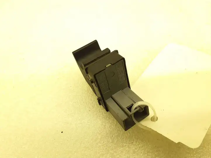 Volkswagen PASSAT B6 (2005 - 2010) 7L6959855B Кнопка стеклоподъемников — фото 3