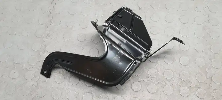 BMW 3 F30 F35 F31 (2012 - 2018) 9317866 Держатель аккумулятора — фото 4