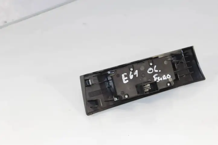 BMW 5 E60 E61 (2004 - 2010) 6953735 Включатель фонарей — фото 3