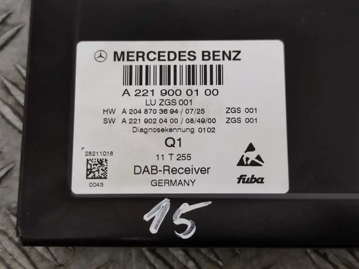 Mercedes-Benz CLS C218,X218 (2011 - 2017) A2219000100 Усилитель антенны — фото 6
