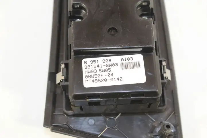 BMW 5 E60 E61 (2004 - 2010) 6951909 Кнопка стеклоподъемников — фото 6
