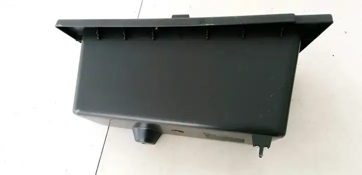Chevrolet Captiva (2006 - 2011) 96630544 Вещевой ящик — фото 2