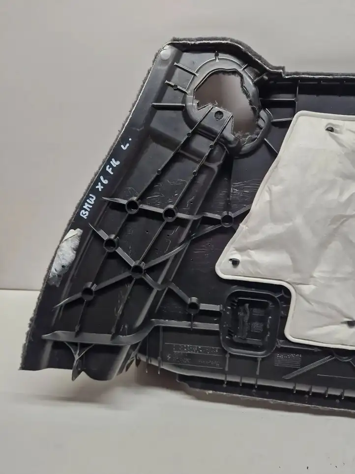 BMW X6 F16 (2014 - 2017) 7246973 Боковая обшивка багажника — фото 4
