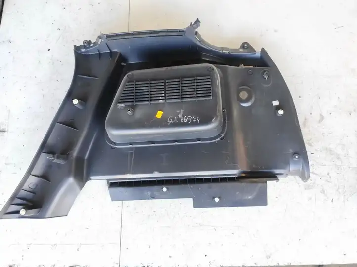 Opel Meriva A (2002 - 2006) 13122014 Прочая отделка багажника — фото 2