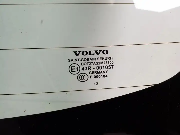 Volvo S60 (2010 - 2013) 31385406 Заднее стекло — фото 3