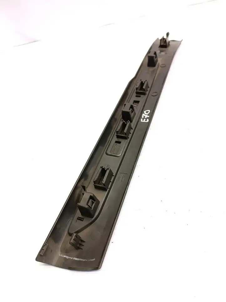 BMW X5 E70 (2006 - 2013) 51437284558 Внутренняя отделка переднего порога — фото 3