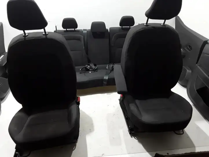 Dacia Sandero III (2016 - ) Комплект салона — фото 2